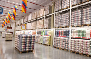 Vagas na Logística e Depósito do Assaí Atacadista: Cargos, Salários, Rotina e Como Crescer na Área