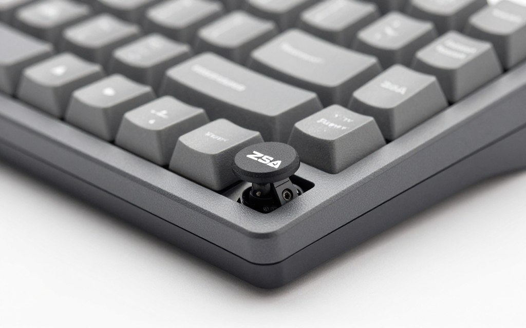 ZSA Moonlander adjustable thumb rest